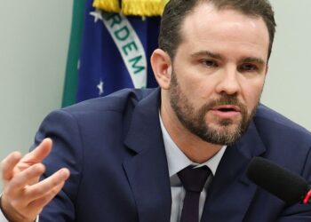 Durigan diz que União negocia avalizar empréstimo para salvar BRB