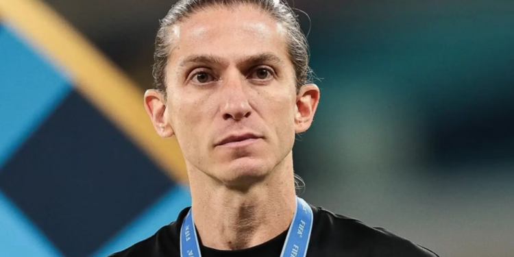 Filipe Luís acerta com o Monaco e terá primeira experiência como técnico na Europa